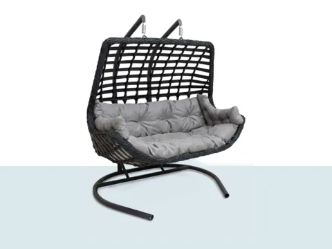Niron Prime Balina çift kişilik rattan salıncak, metal gövde ve UV dayanımlı el örgüsüyle bahçe ve teras için tasarlanmış salıncak