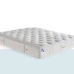 Monaco Yatak – beyaz örme kumaşlı, kapitone yüzeyli konfor yatak (tek ürün görseli)